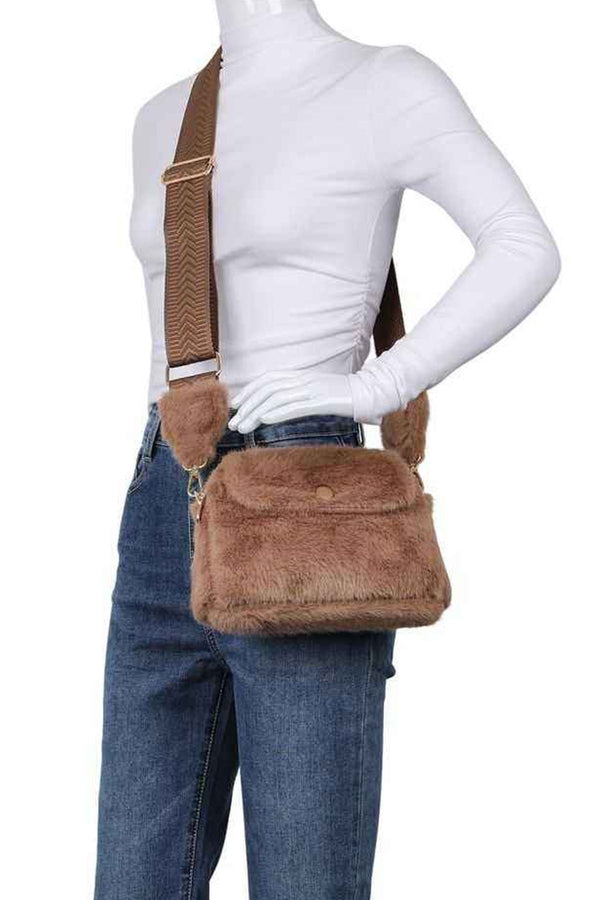 faux fur shoulder bag
