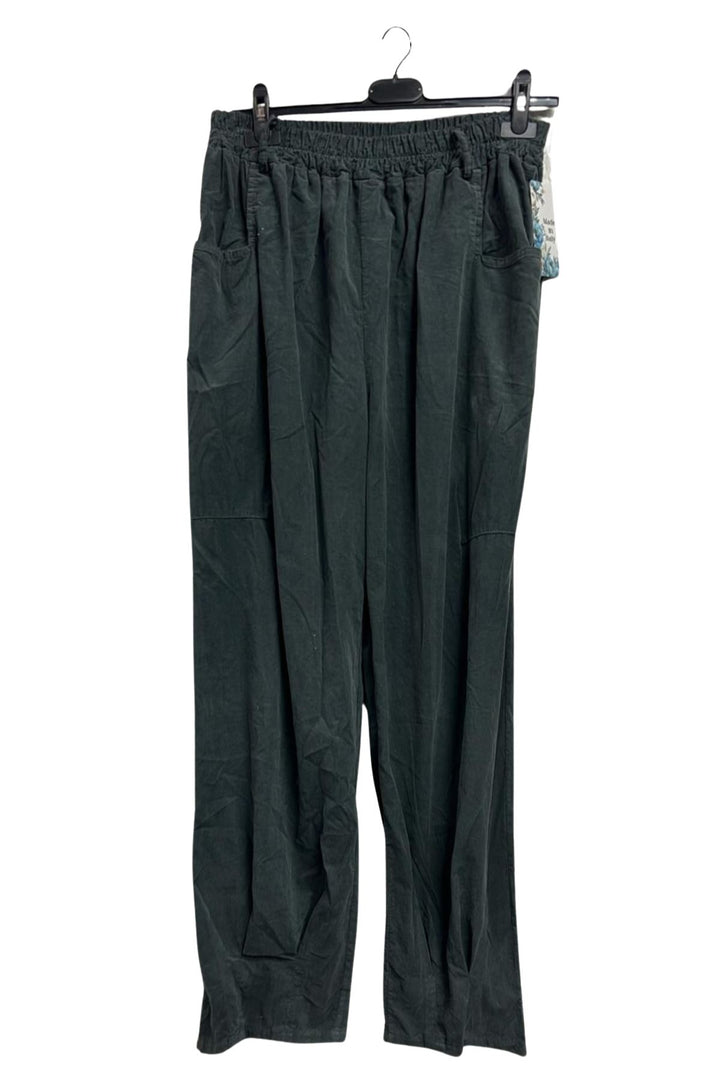 cotton trousers with pockets