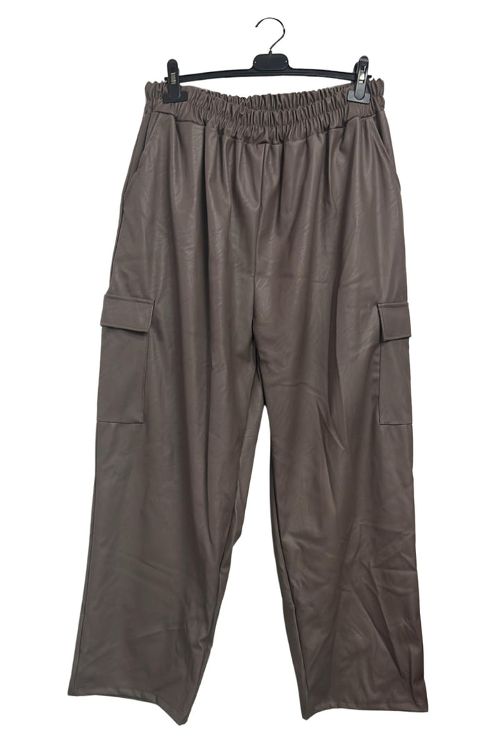 bulk faux pu leather wide trousers