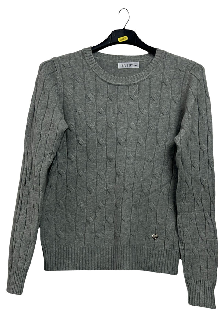 women cable knit